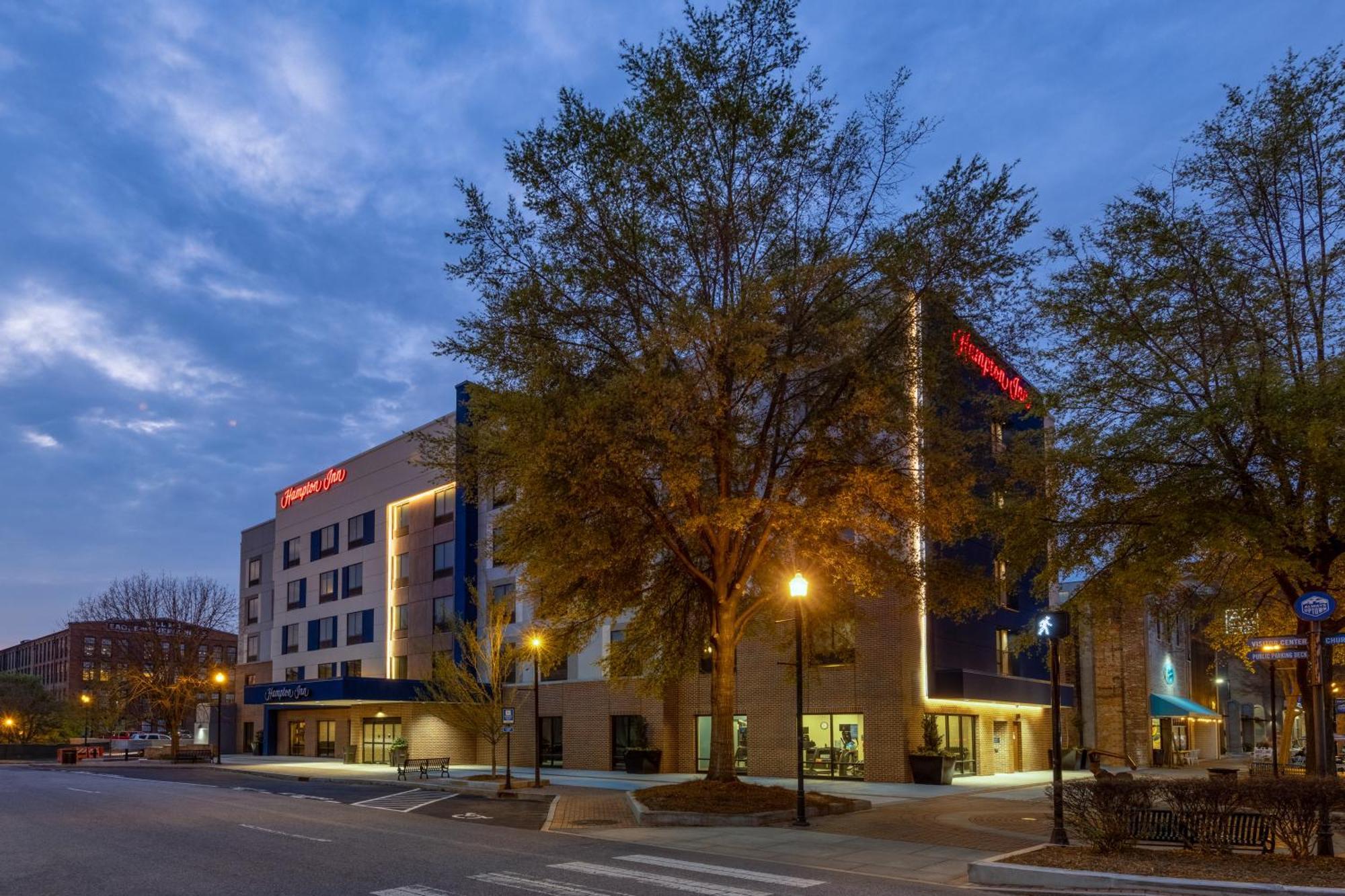 Hampton Inn Columbus Downtown, Ga Exterior photo